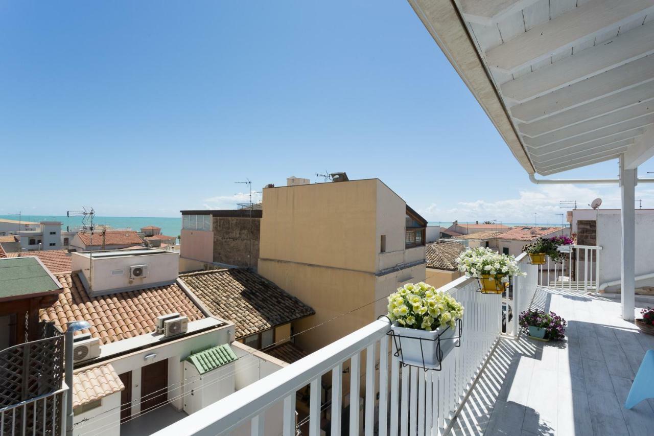 Acqua Azzurra Holiday Home Марина ди Рагуса Екстериор снимка